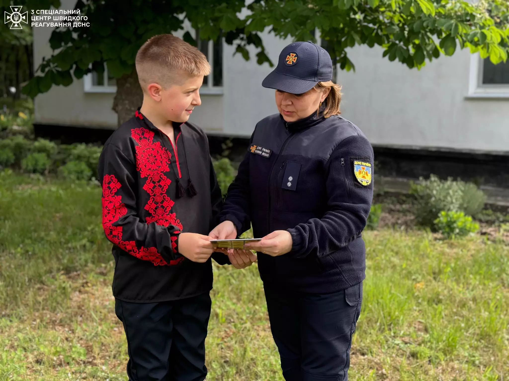 Рятувальники 3 Спеціального центру швидкого реагування ДСНС України провели інформаційну роботу у житловому секторі села Жеребкове Подільського району Одеської області