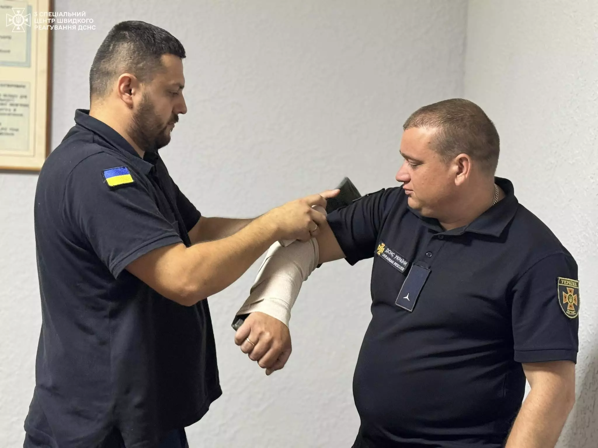 Учасники заняття практично удосконалювали навички зупинки кровотеч