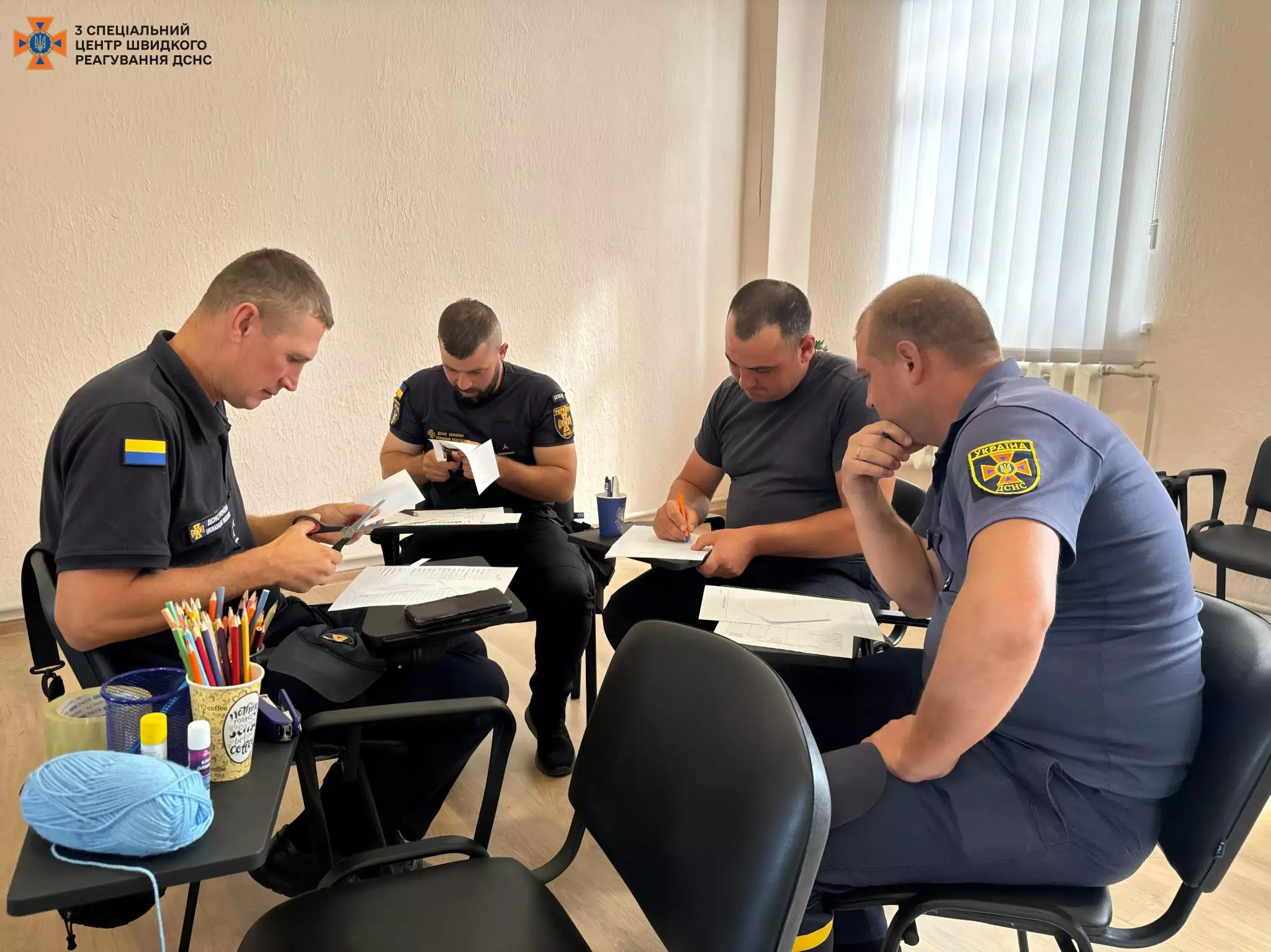 Піротехніки відвідали заняття психологині
