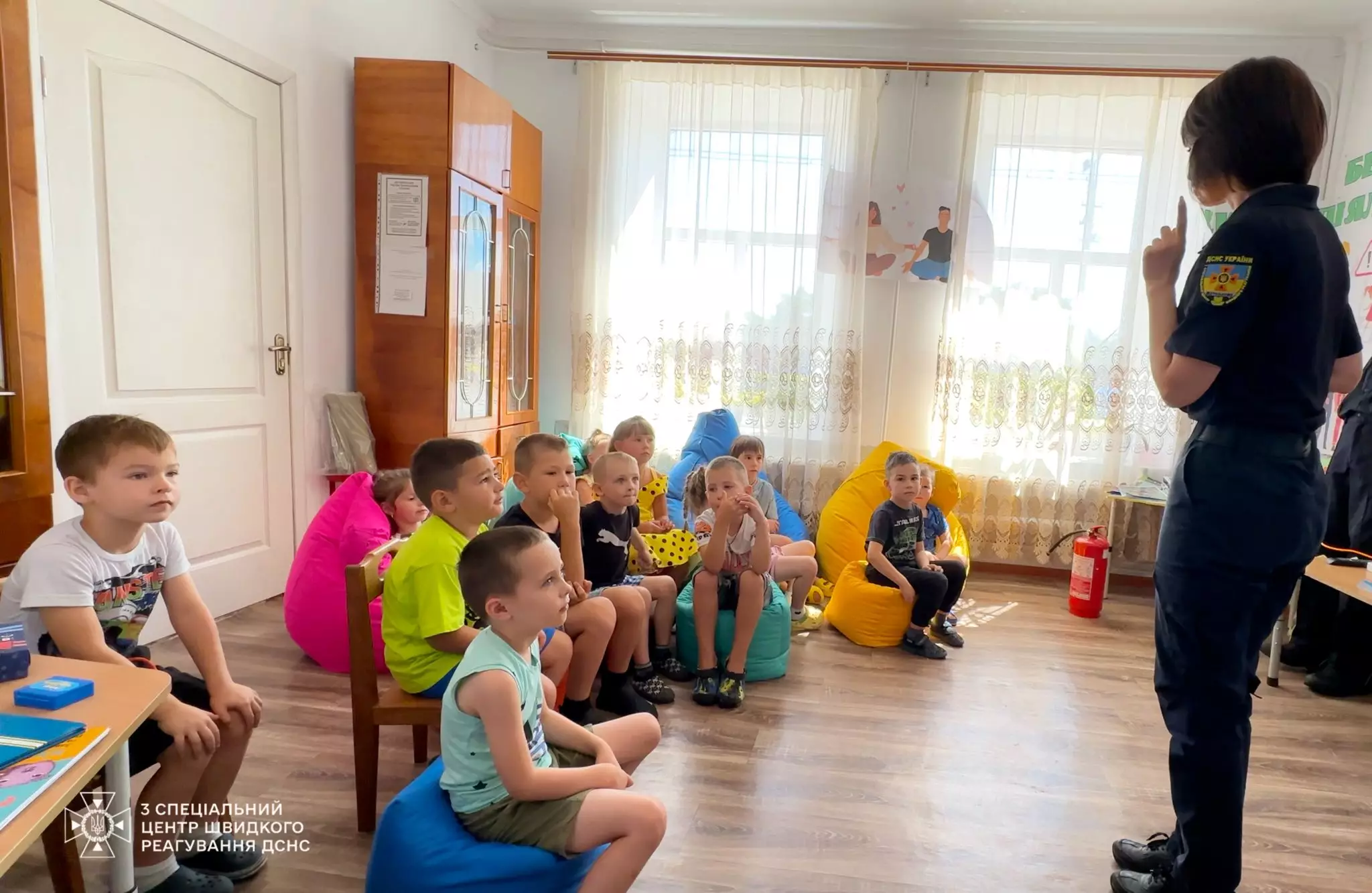 Рятувальники провели заняття для наймолодших
