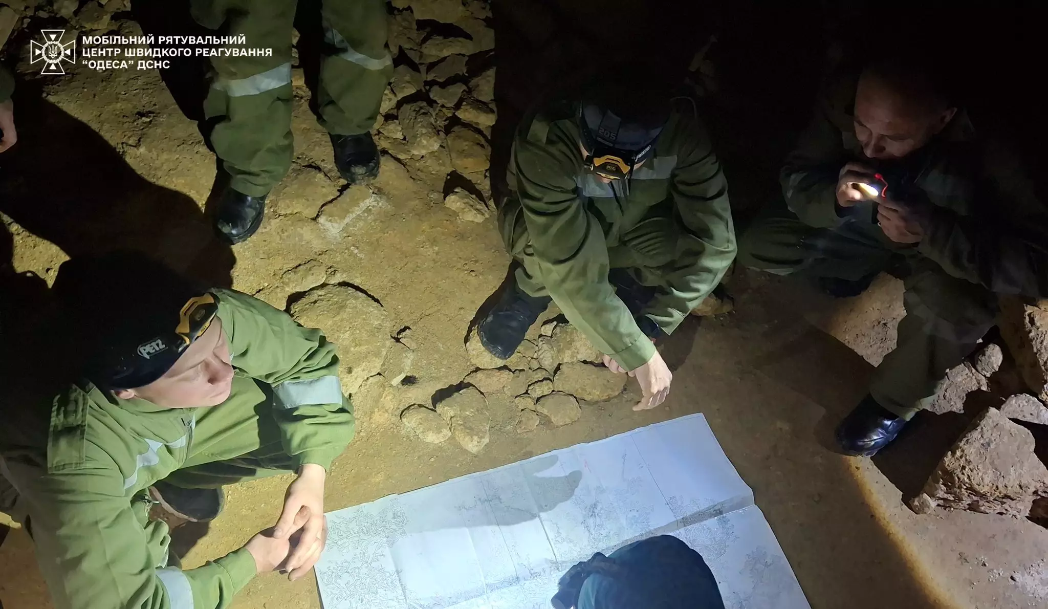 Практичні навчання рятувальників у катакомбах Одеси