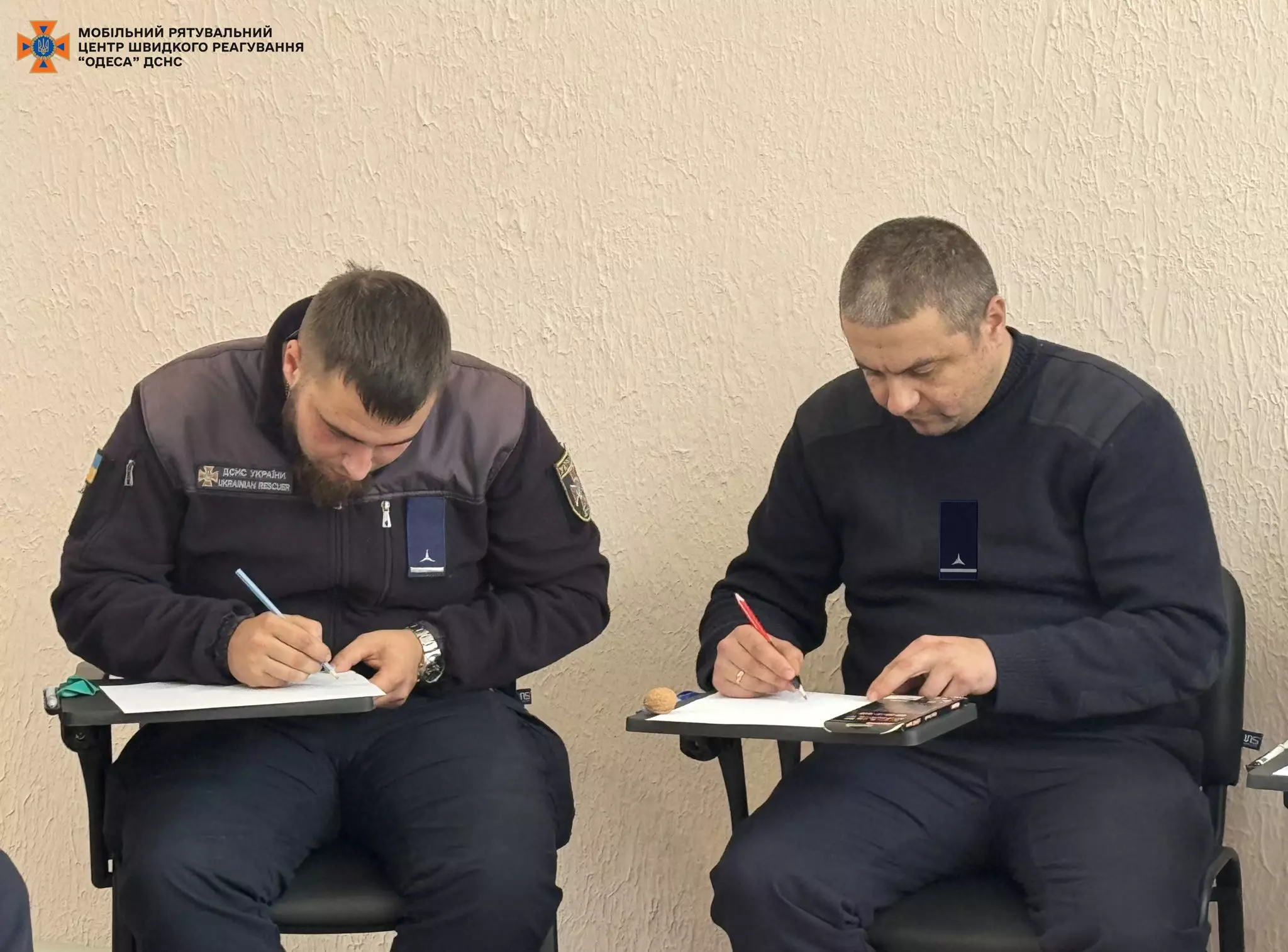 Психологиня зустрілась з піротехніками