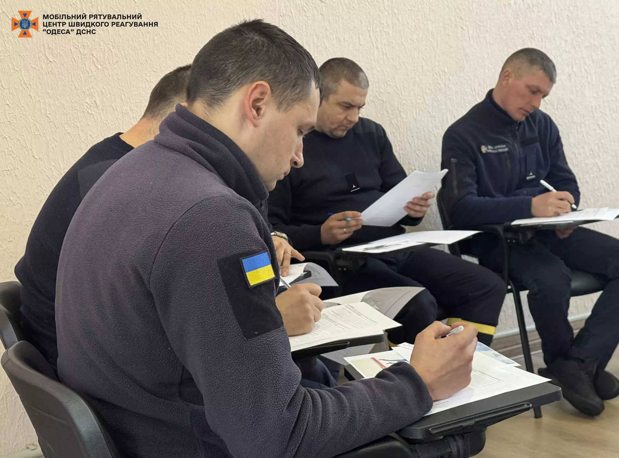 Психологиня зустрілась з піротехніками