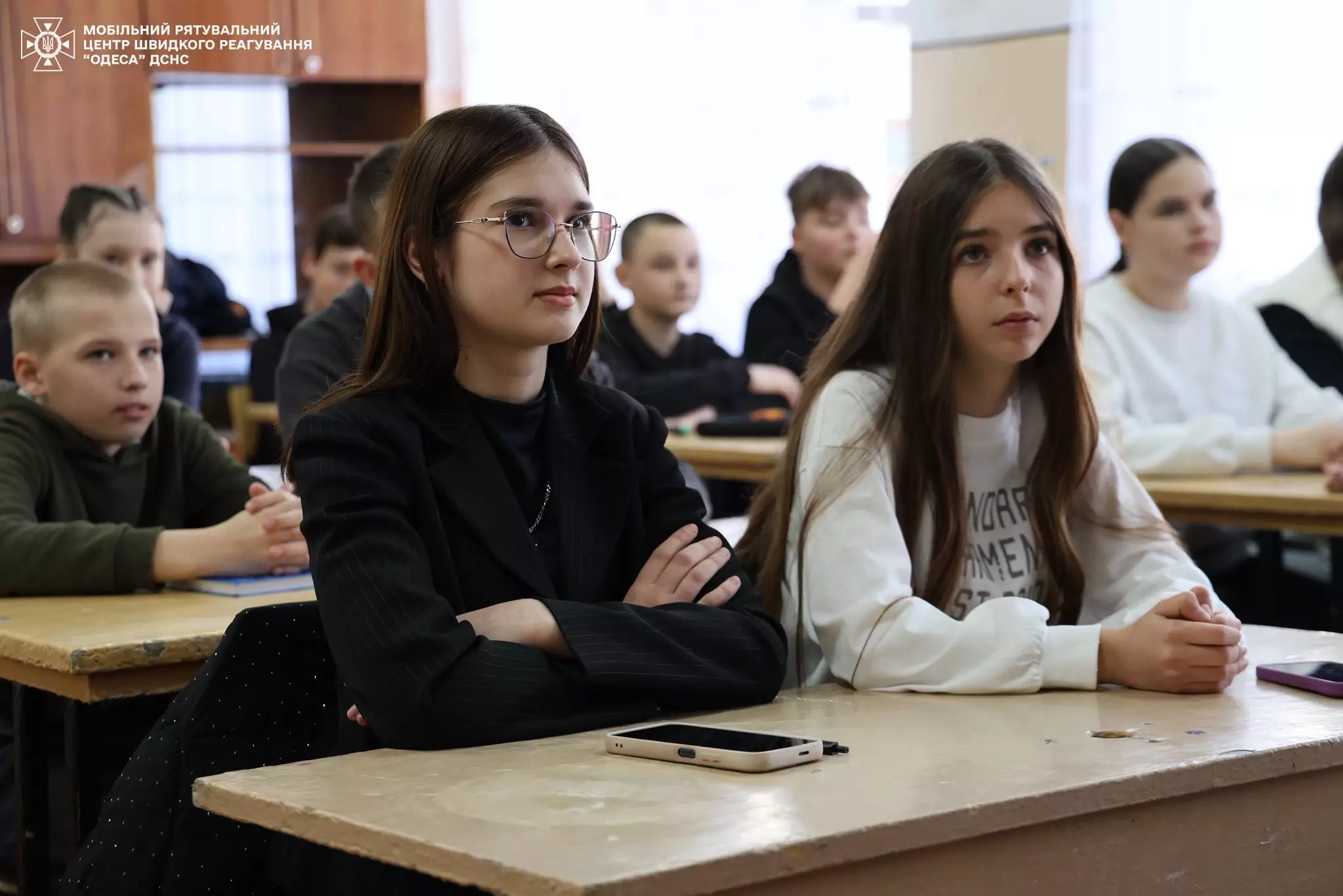 Сапери зустрілись з семикласниками, аби навчити їх правилам мінної безпеки