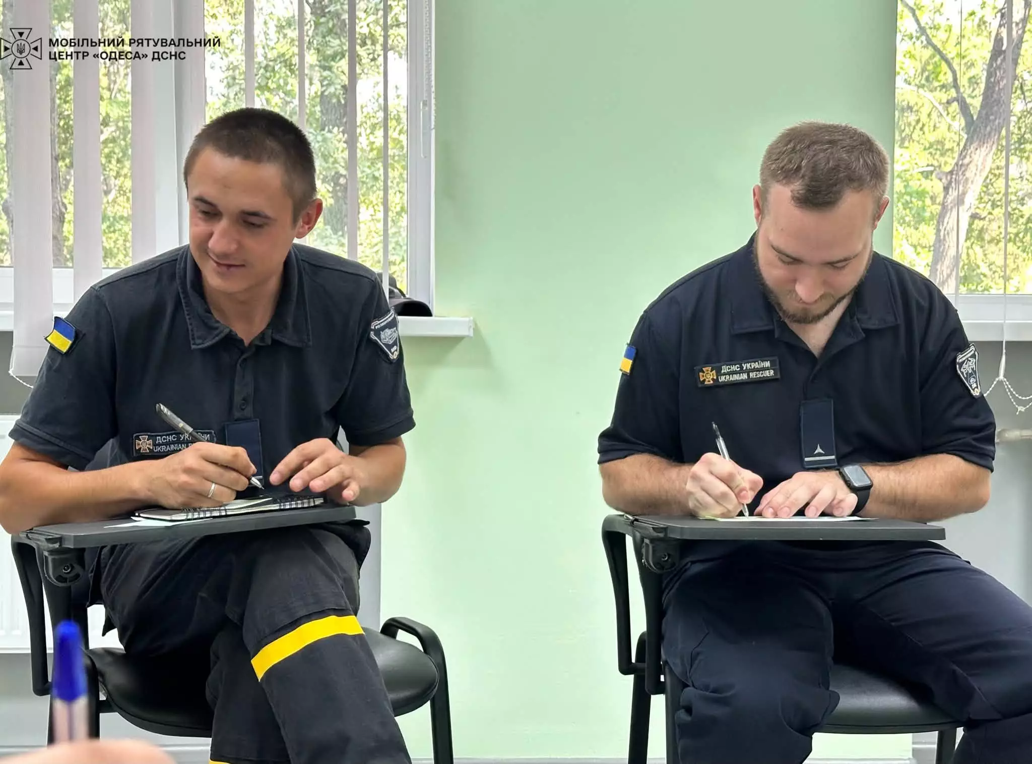 Психологиня зустрілась з піротехніками
