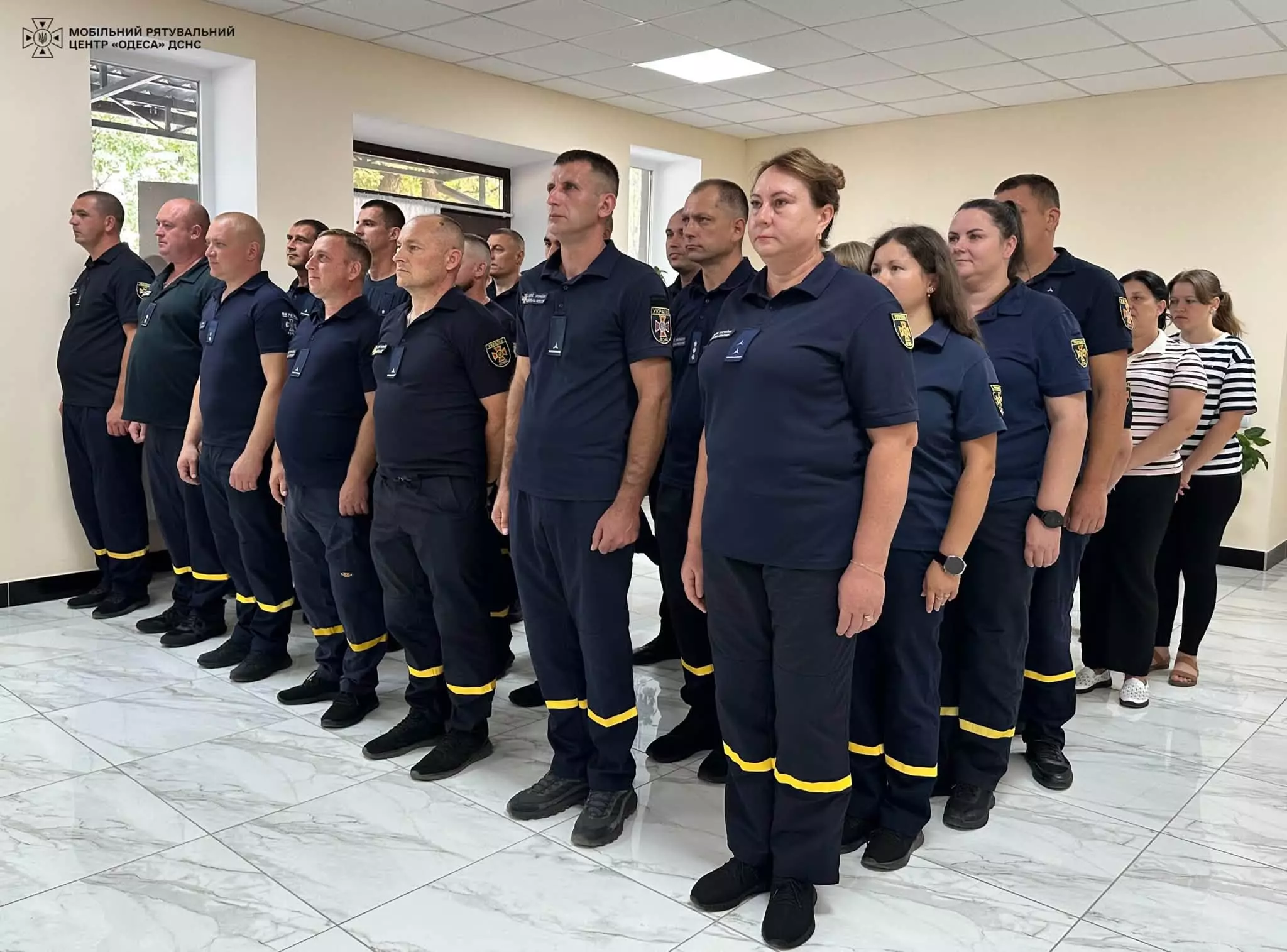 До Дня Незалежності України рятувальники центру отримали нагороди та звання